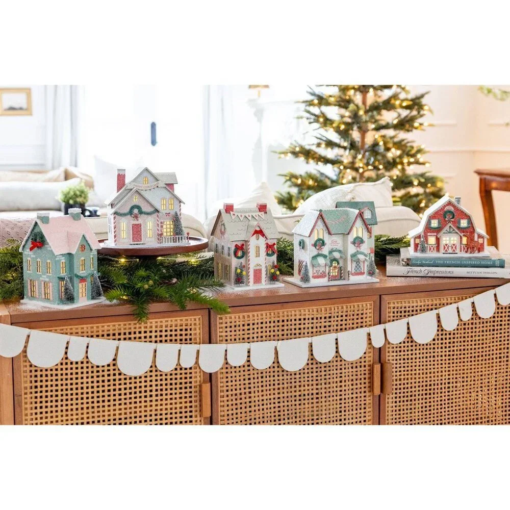 Reindeer Barn Light Up